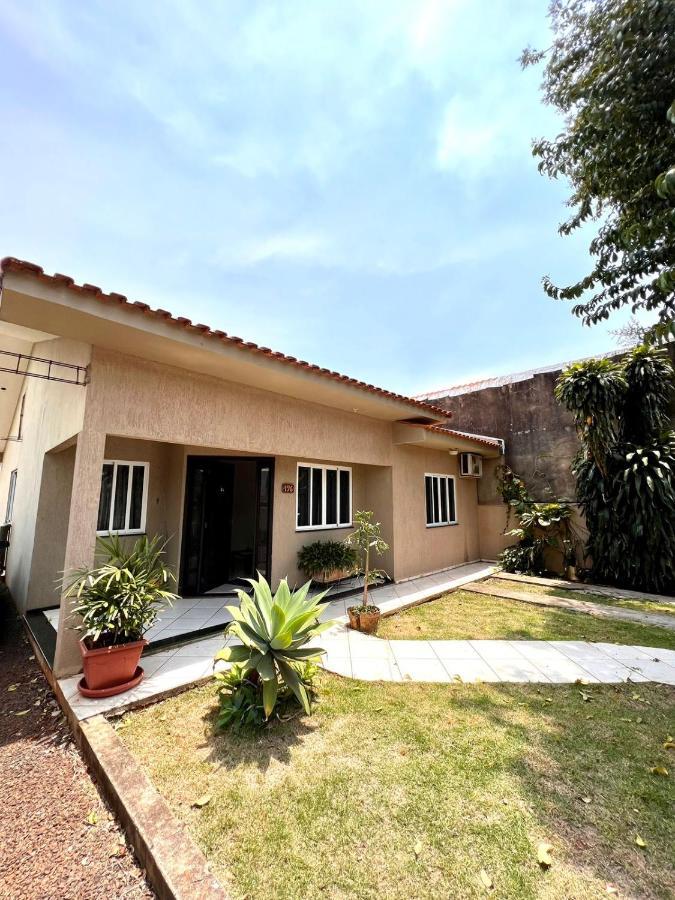 Casa Aconchegante No Centro De Foz Do Iguacu Villa Exterior photo